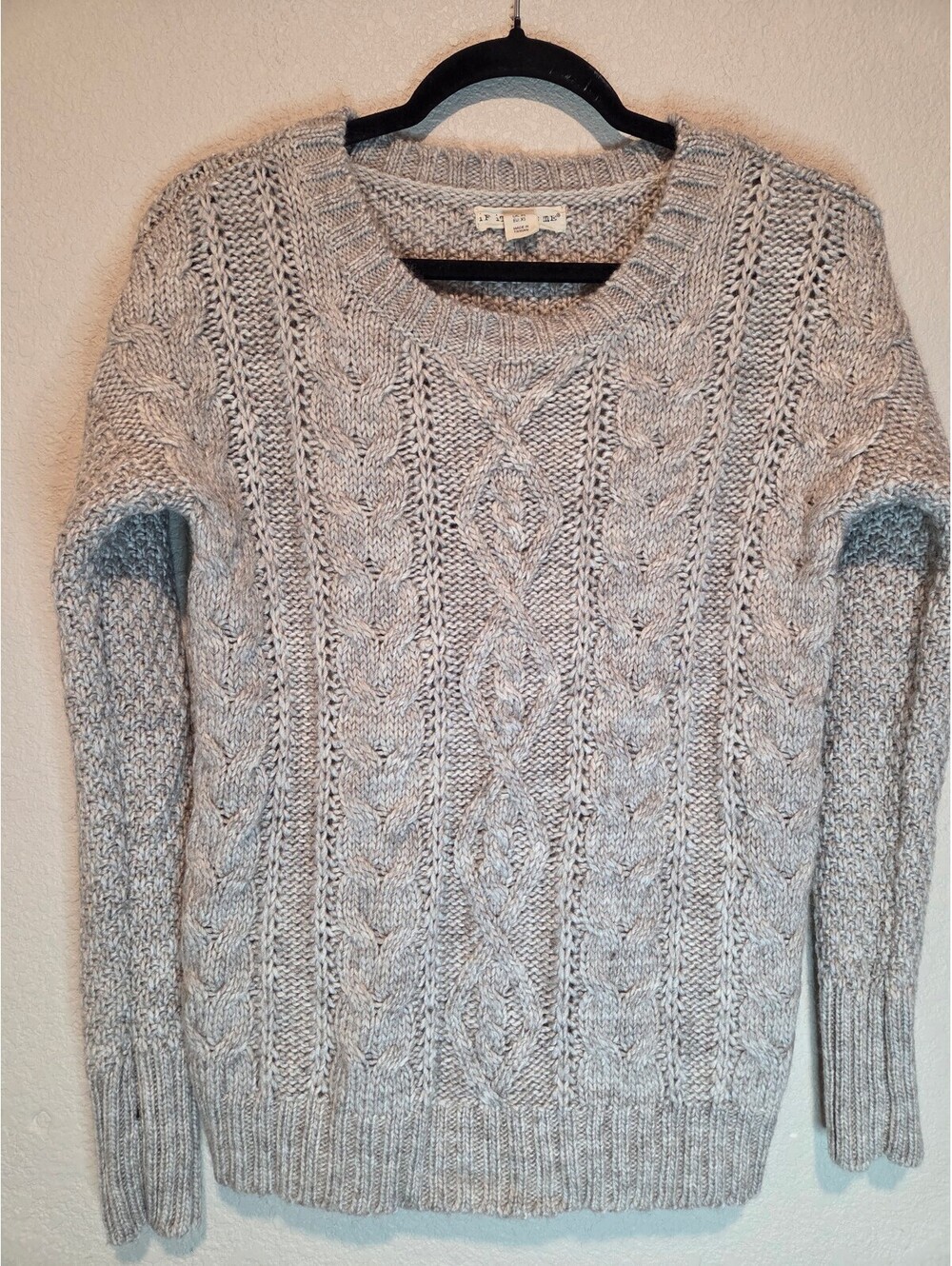 If It Were Me Women's XS Gray Cable Knit Sweater